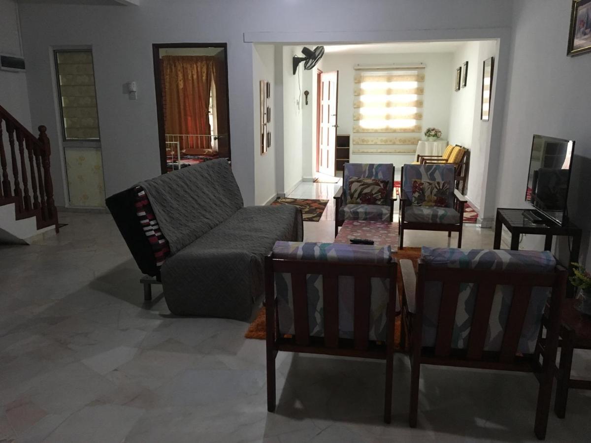 Rb Double Storey Bandar Tasik Selatan Homestay Kuala Lumpur Eksteriør billede